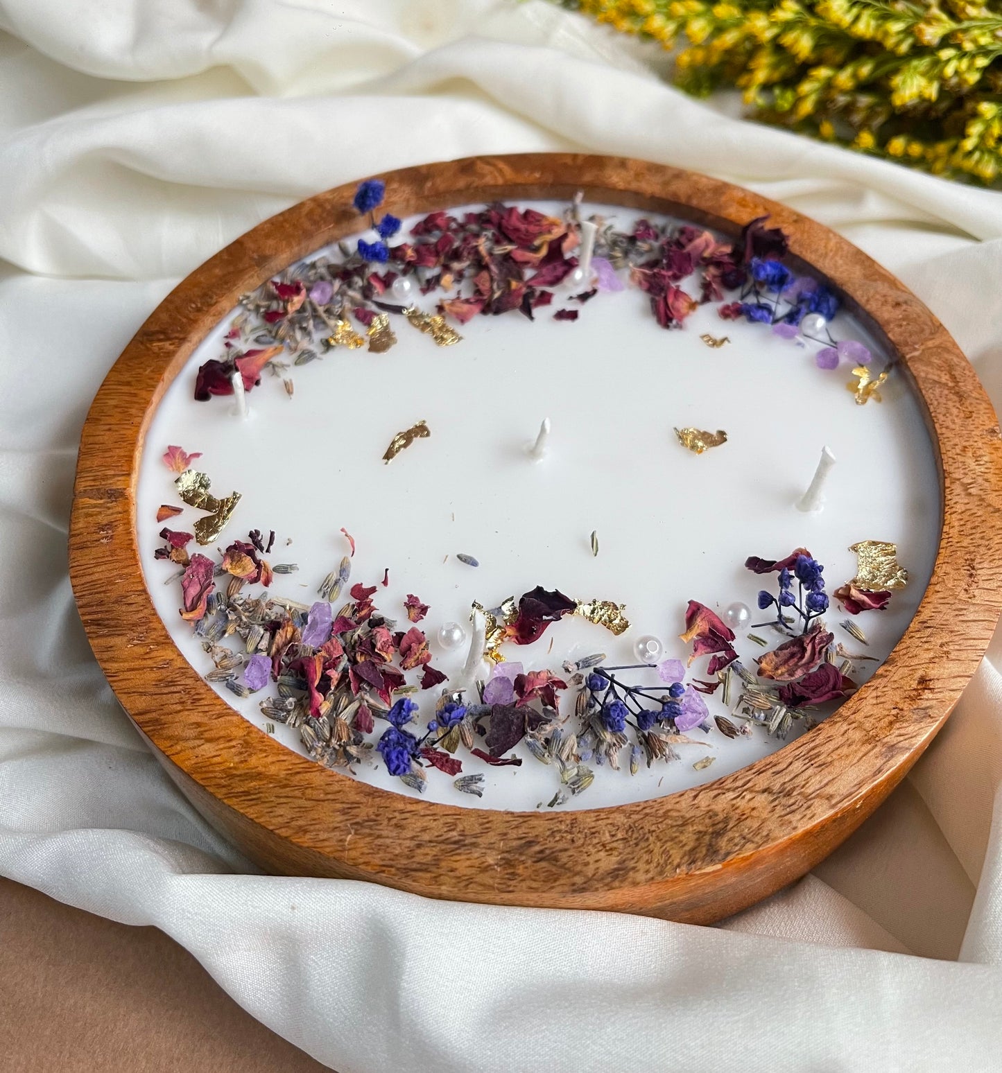 Premium lavender and rose candle