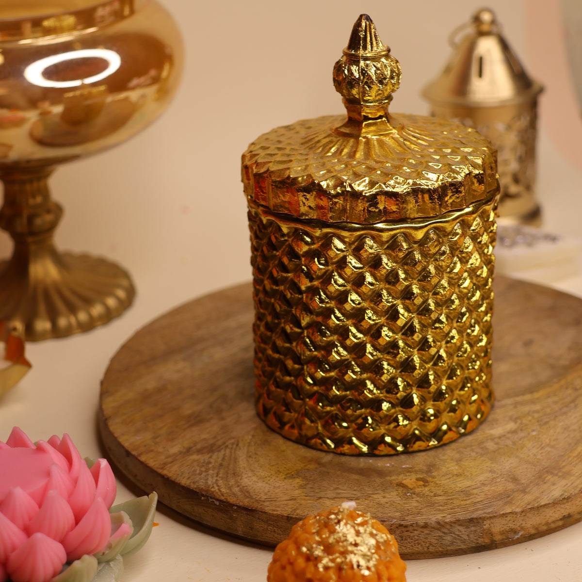 Swarna Rajni - Gold Crystal Jar Candle