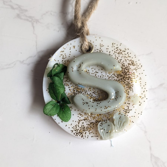 OLIVE BURST - MONOGRAM WAX SACHET