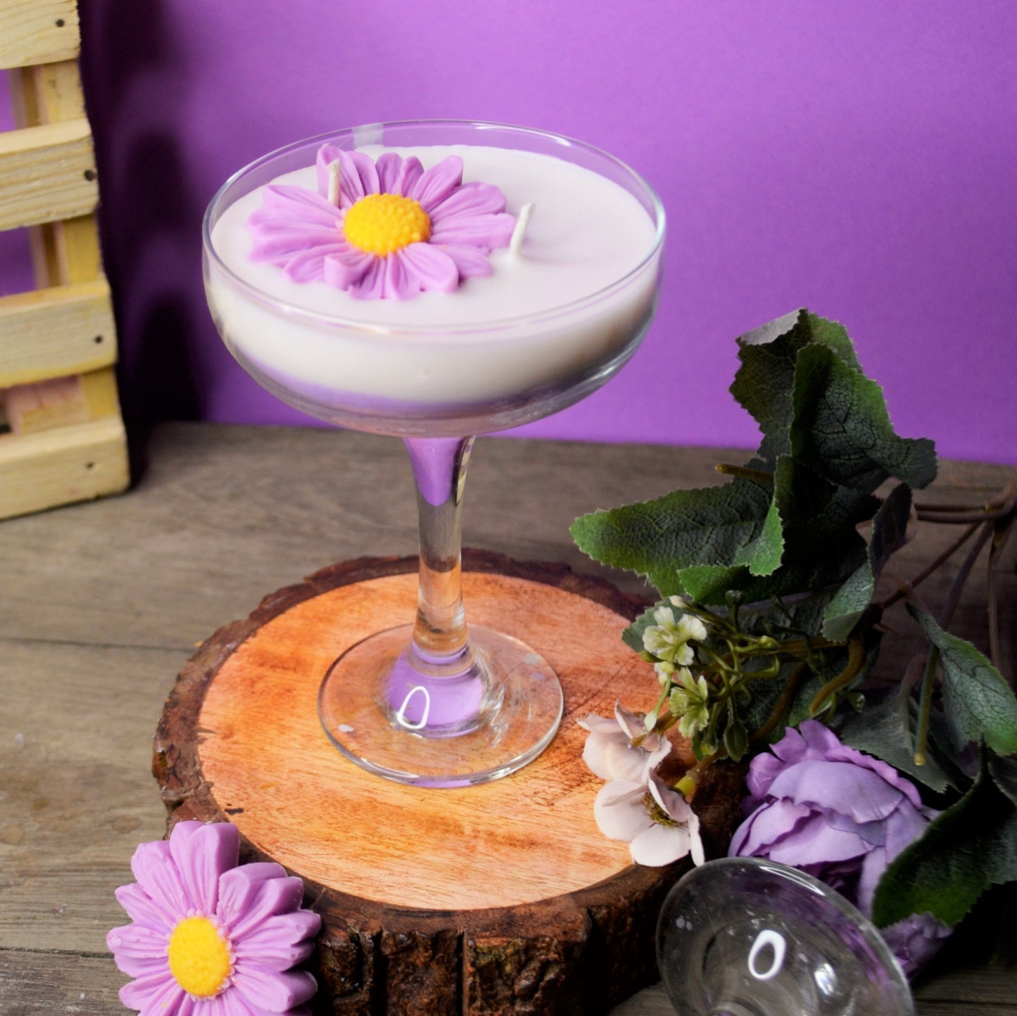 Purple martini -scented candle