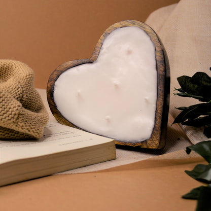 Whispers of White-heart bowl cadle