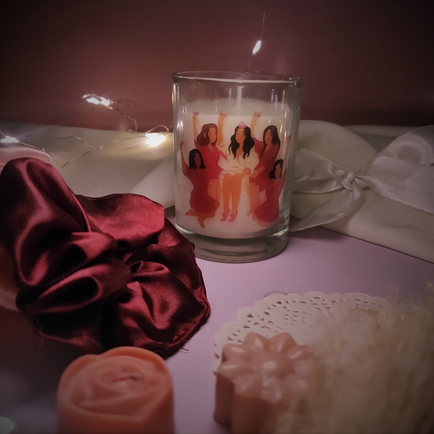 Custom illustration: scented candle